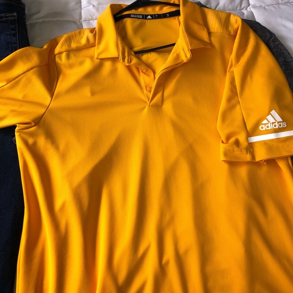 Golf shirt large like new worn couple times - Picture 1 of 1